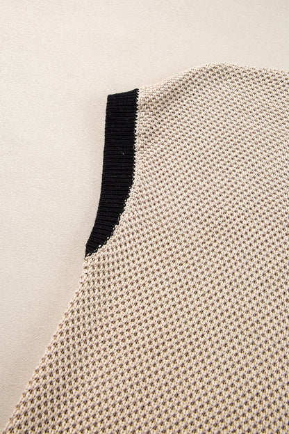 Effortlessly Elegant Top with a Timeless Design