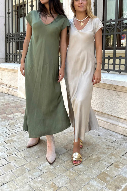 Elegantly Styled Dress for Everyday Wear