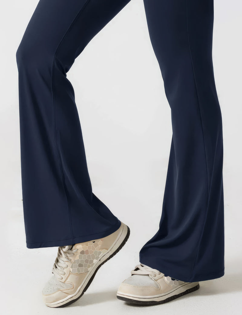 Well Tailored Garment with a Graceful Silhouette