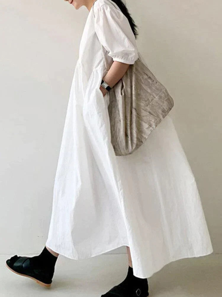 Effortlessly Elegant Dress with a Timeless Design