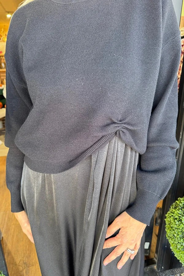Beautifully Finished Sweater in a Timeless Design