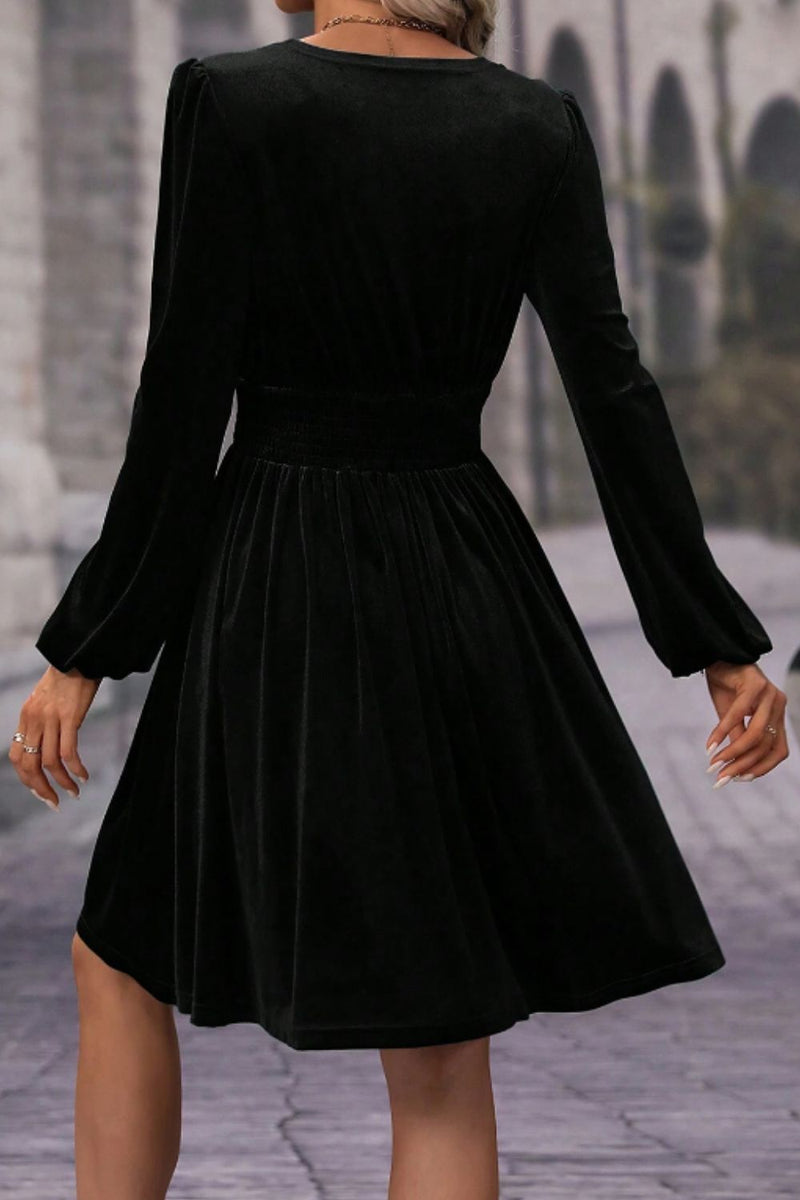 A Vintage Style Dress with Delicate Timeless Details