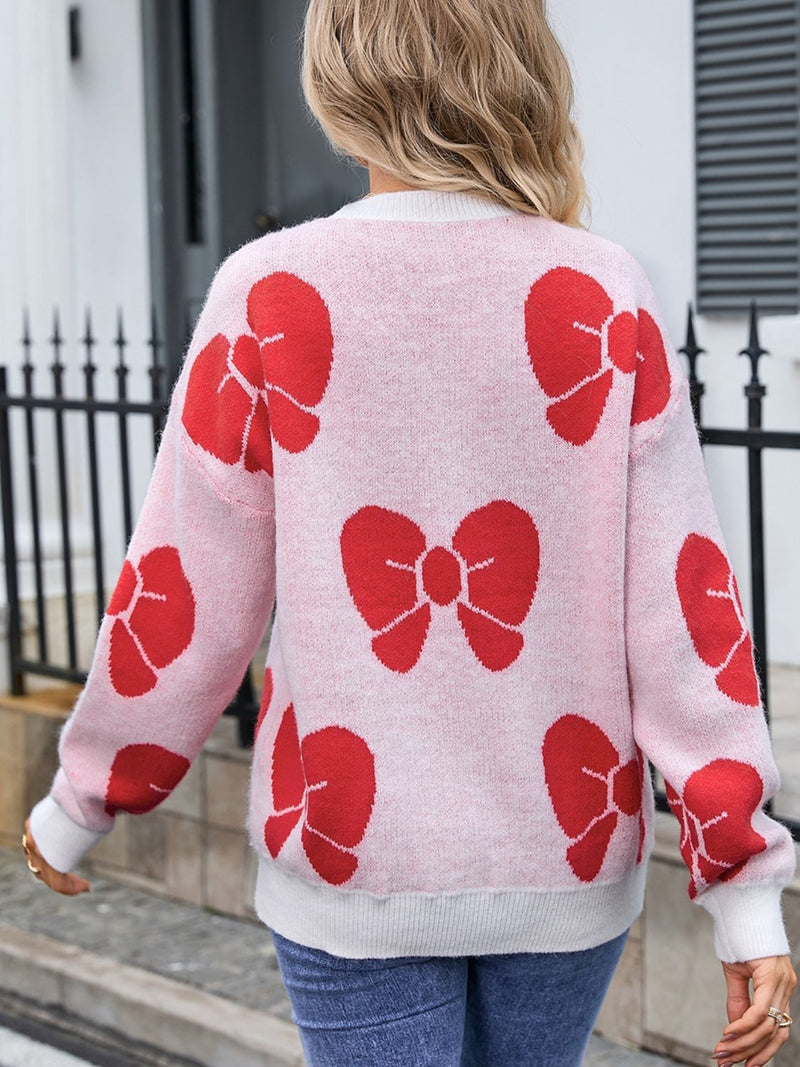 Effortlessly Elegant Sweater with a Timeless Design