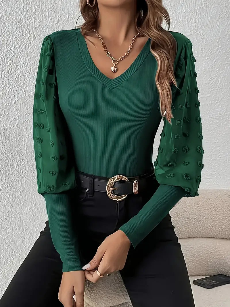 Sophisticated Blouse with a Clean Classic Look