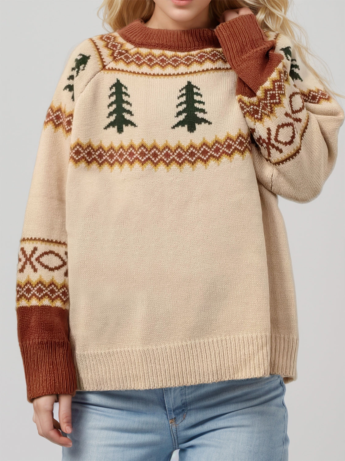 Well Tailored Sweater with a Graceful Silhouette
