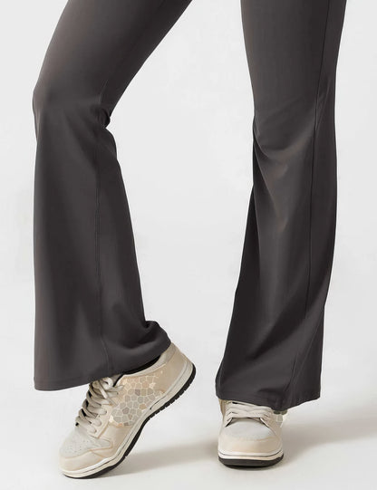 Well Tailored Garment with a Graceful Silhouette