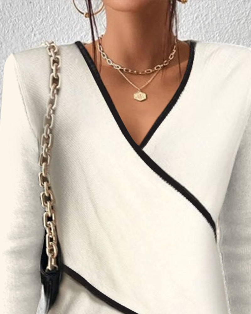 Effortlessly Elegant Sweater with a Timeless Design