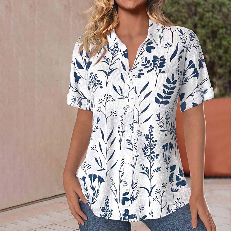 Effortlessly Elegant Blouse with a Timeless Design