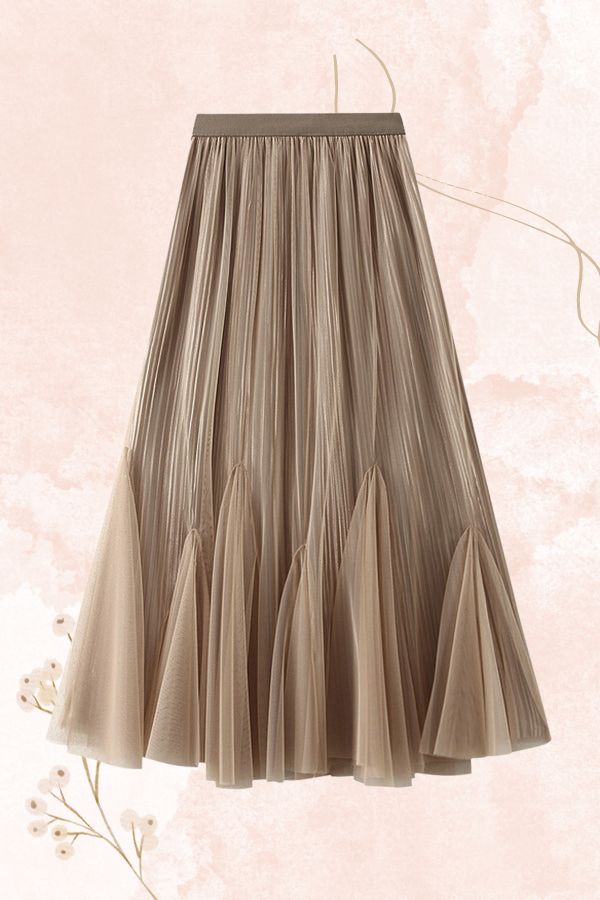 Sophisticated Garment with a Clean Classic Look