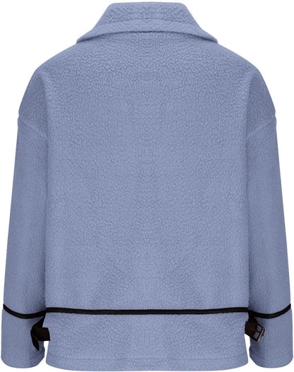 Well Tailored Coat with a Graceful Silhouette