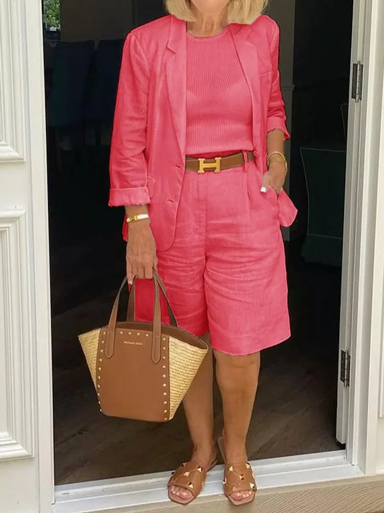 Effortlessly Elegant Garment with a Timeless Design