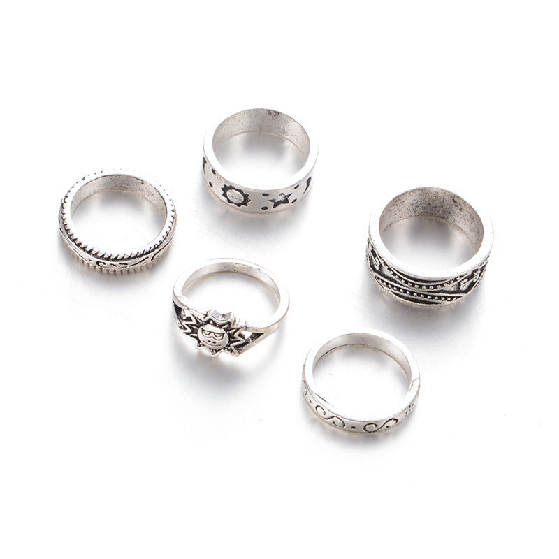 Kaunis Sormus ainutlaatuisella tyylillä