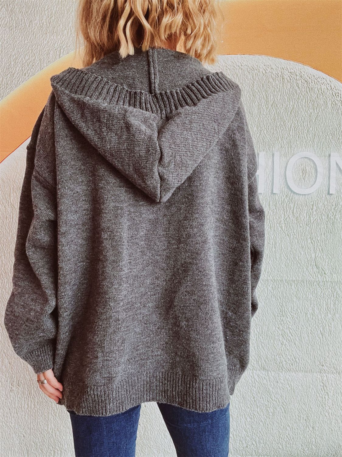 Gracefully Styled Cardigan for Any Occasion