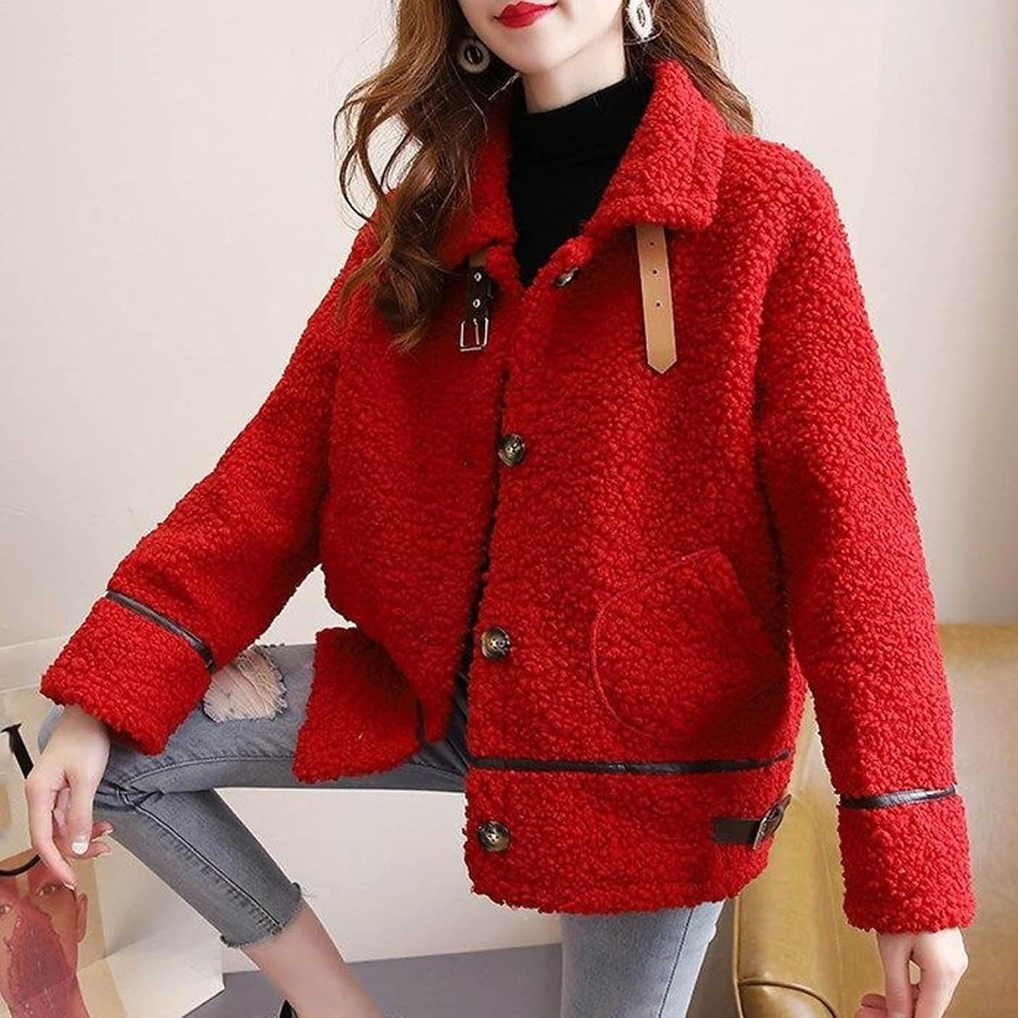 Well Tailored Coat with a Graceful Silhouette