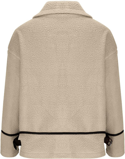 Well Tailored Coat with a Graceful Silhouette