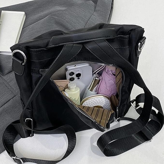 Effortlessly Elegant Bag with a Timeless Design