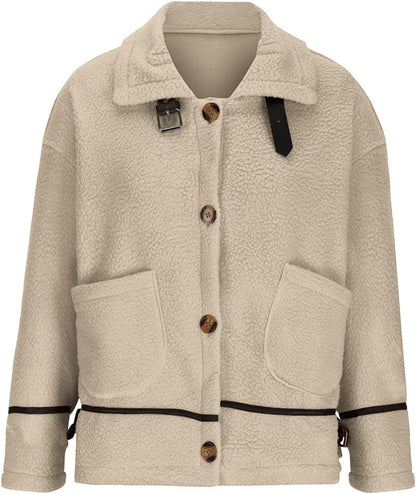 Well Tailored Coat with a Graceful Silhouette