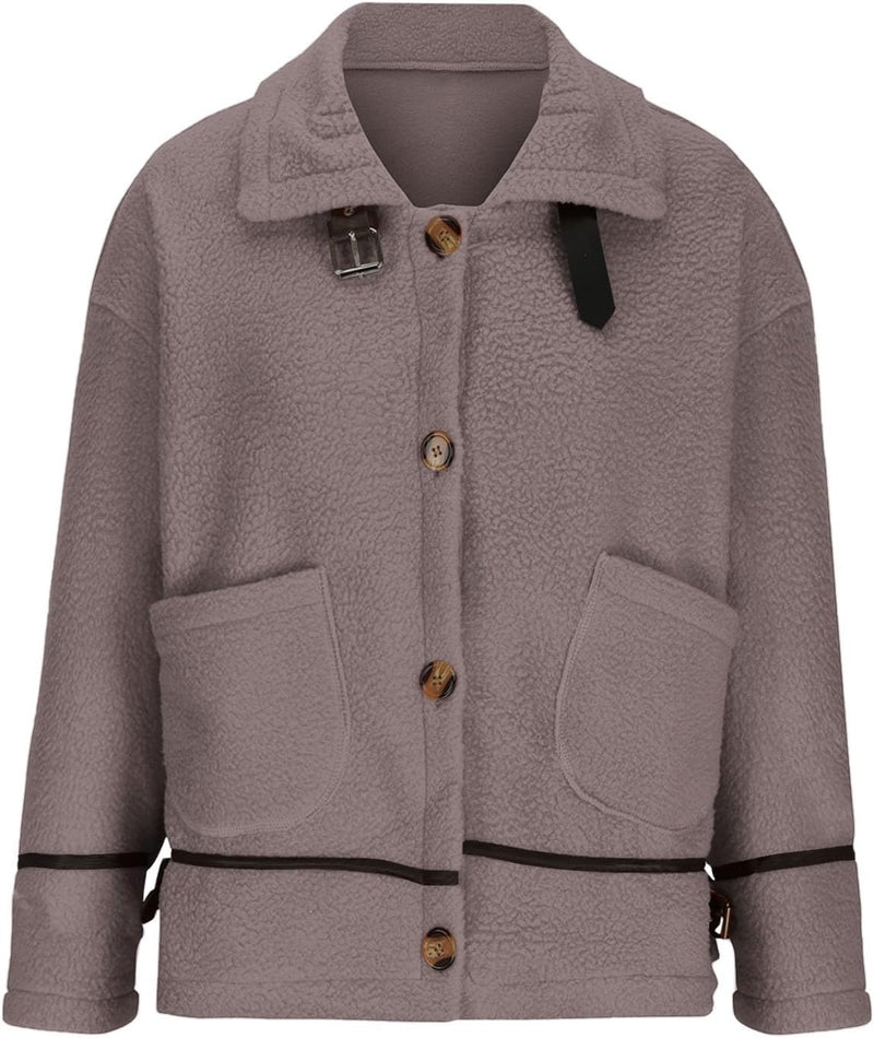 Well Tailored Coat with a Graceful Silhouette