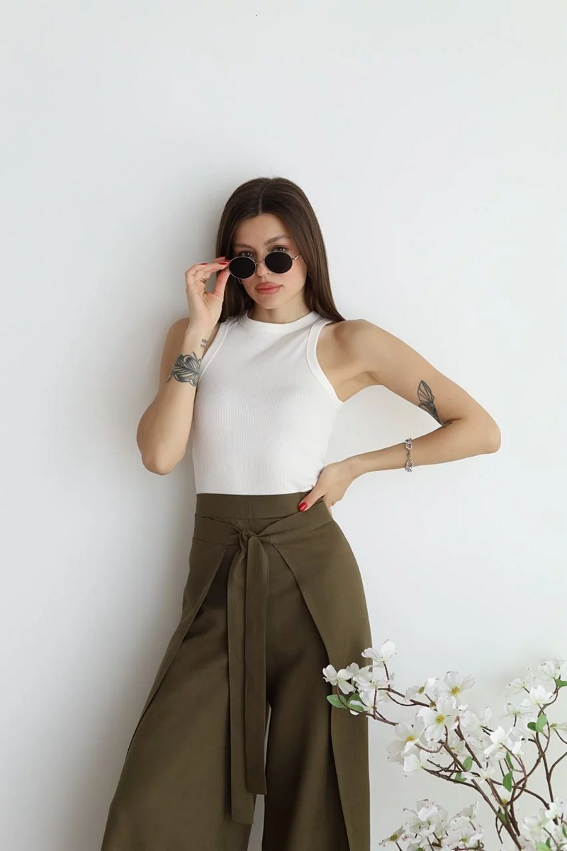 Beautifully Crafted Trousers in a Classic Style