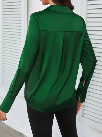 Well Tailored Shirt with a Graceful Silhouette