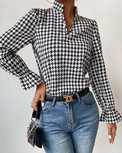Beautifully Crafted Blouse in a Classic Style