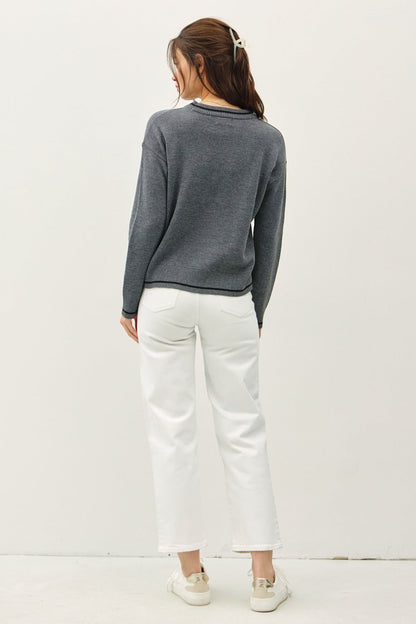 Gracefully Styled Sweater for Any Occasion
