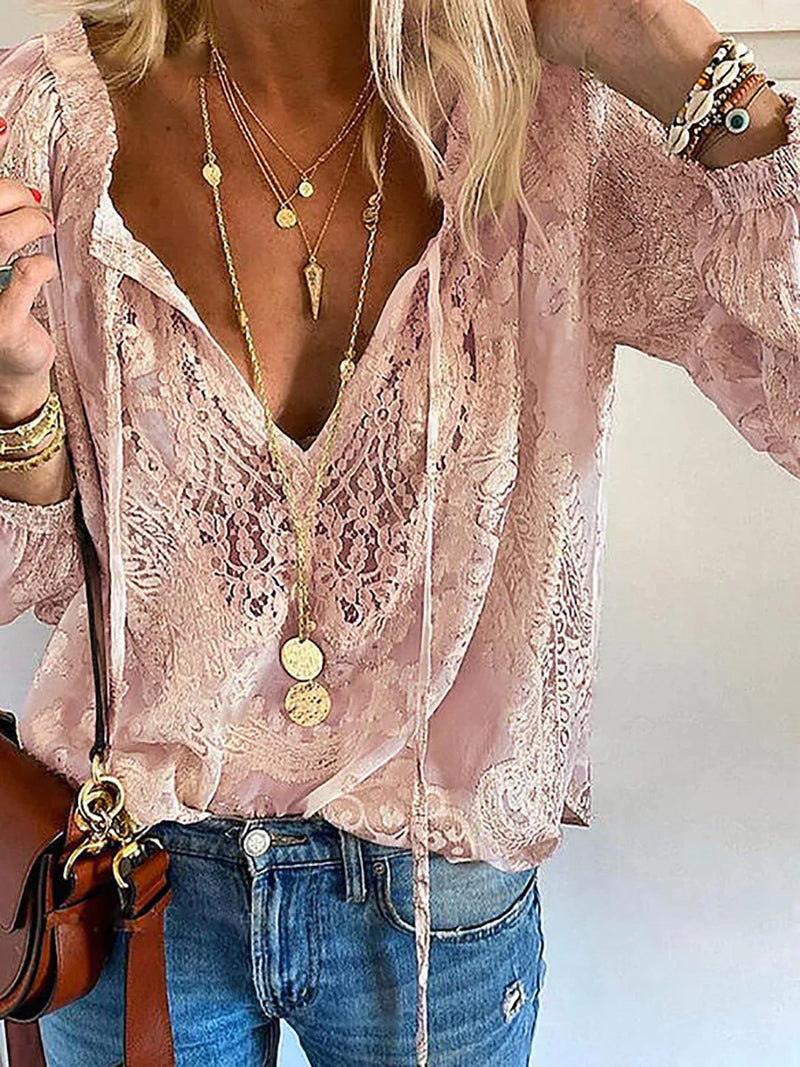 Well Tailored Blouse with a Graceful Silhouette