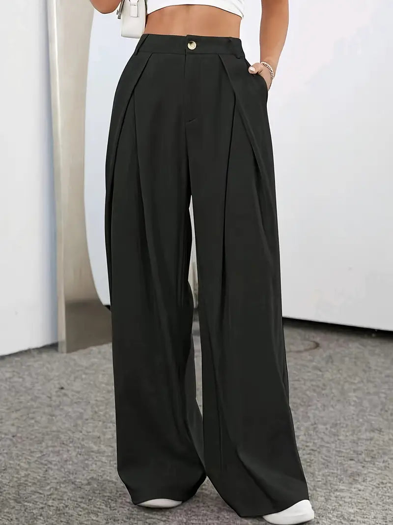 A Vintage Style Trousers with Delicate Timeless Details