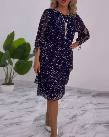 Beautifully Finished Dress in a Timeless Design