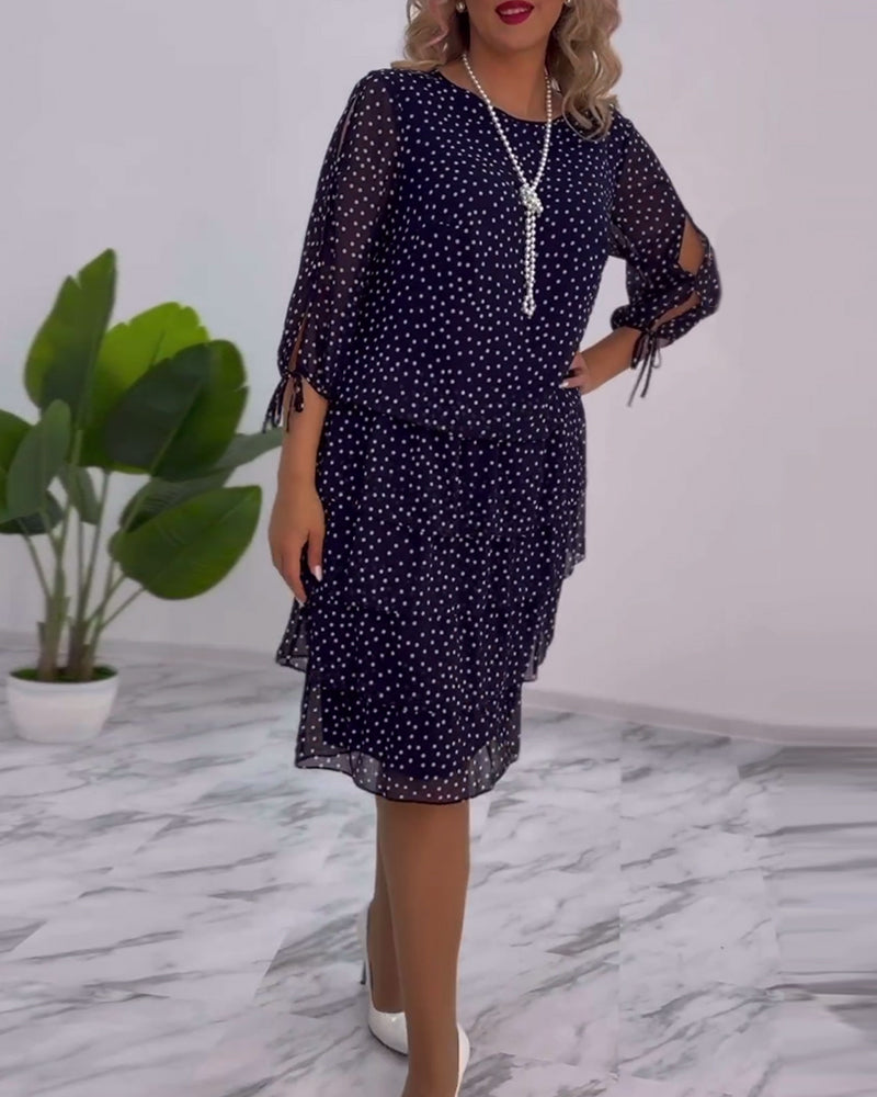Beautifully Finished Dress in a Timeless Design