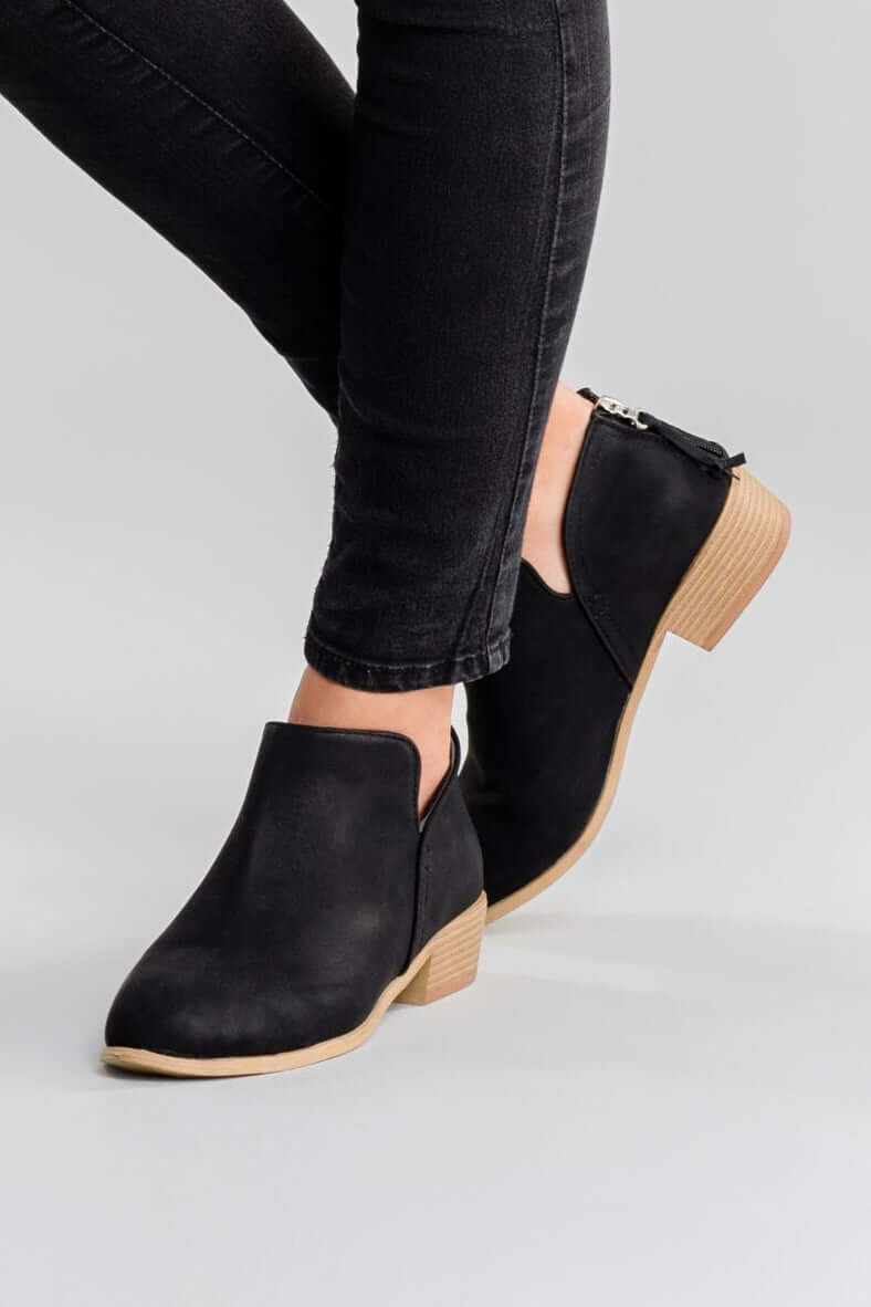Classic Orthopedic Shoes with Timeless Style