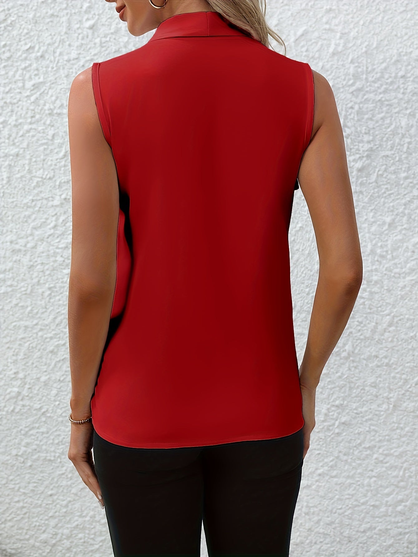 Beautifully Finished Blouse in a Timeless Design