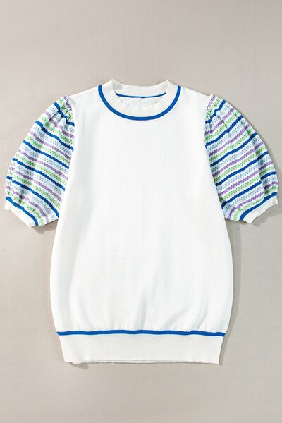 Classic Vintage Sweater with a Flattering Fit