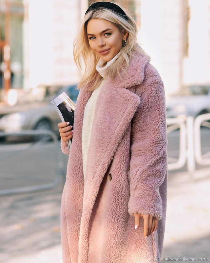 Classic Vintage Coat with a Flattering Fit