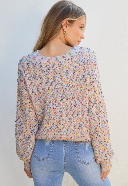 Well Tailored Sweater with a Graceful Silhouette