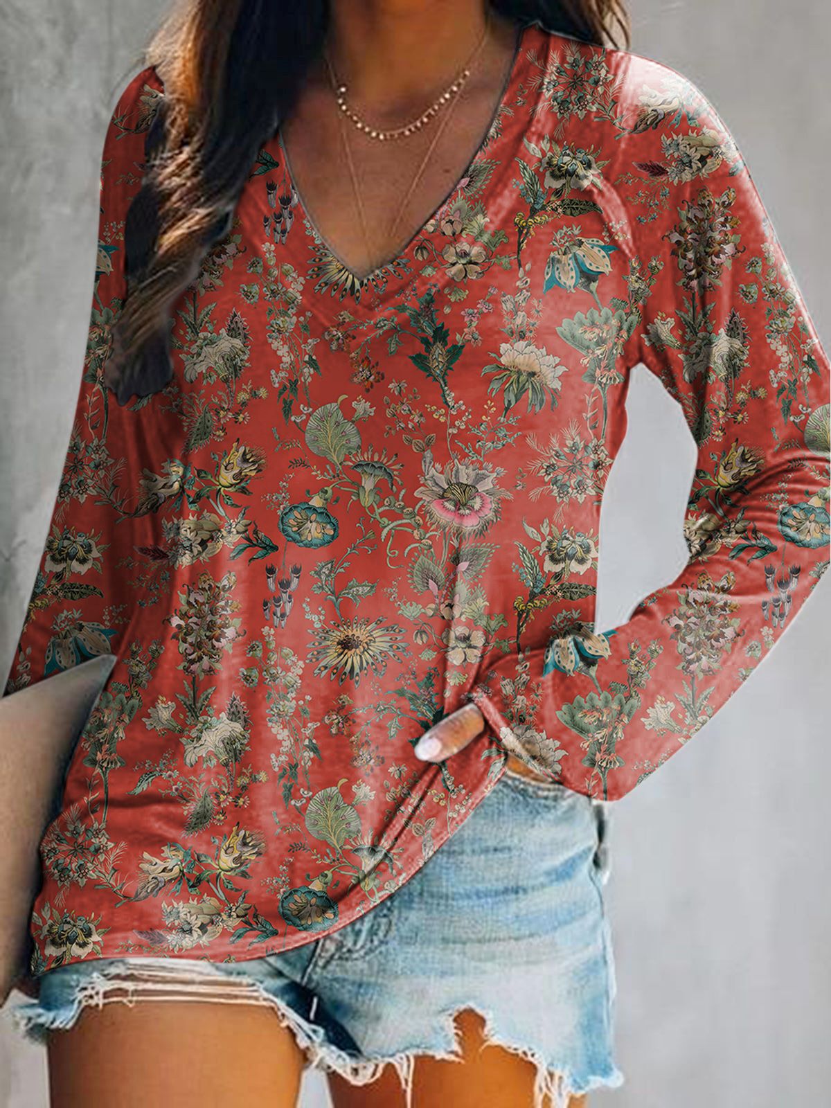 Women's Floral Art Print V-Neck Long Sleeve Top
