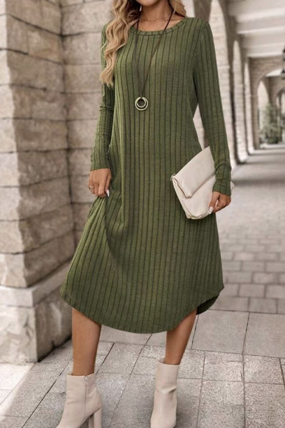 Classic Vintage & Enduringly Stylish Dress