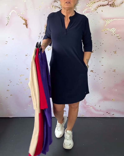 Classic Vintage Dress with a Flattering Fit