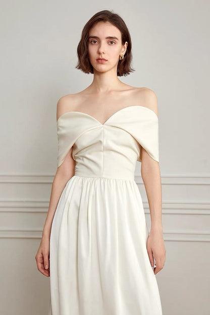 Effortlessly Elegant Dress with a Timeless Design