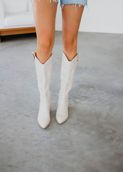 Elegant Orthopedic Boots for Every Step