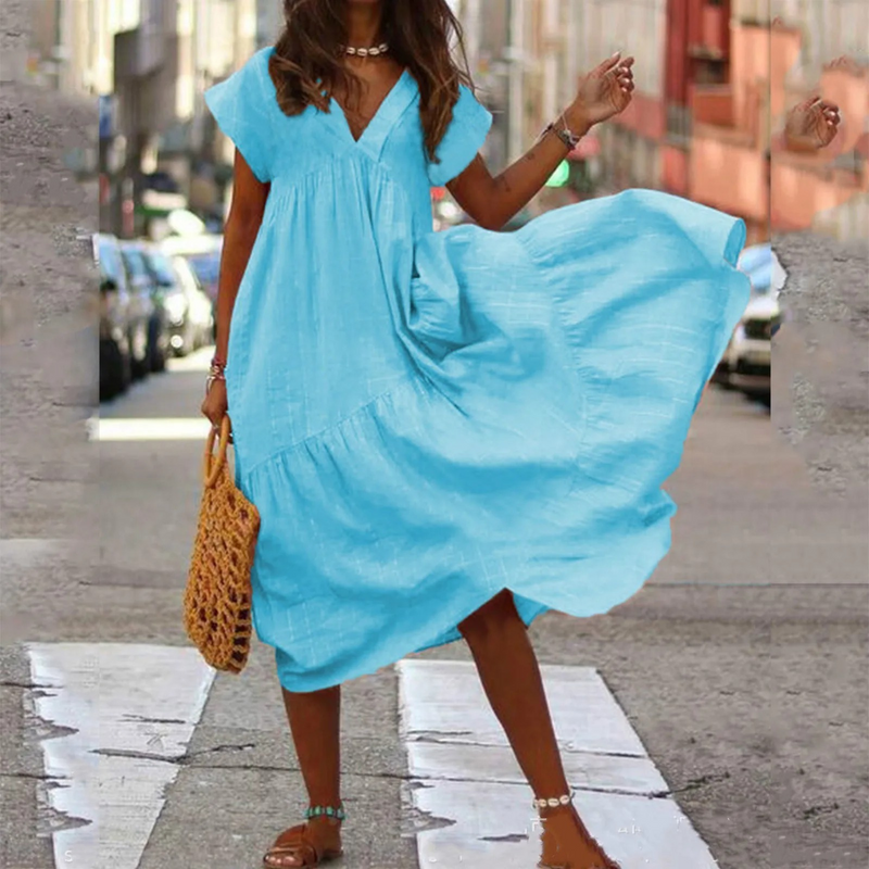 Effortlessly Elegant Dress with a Timeless Design