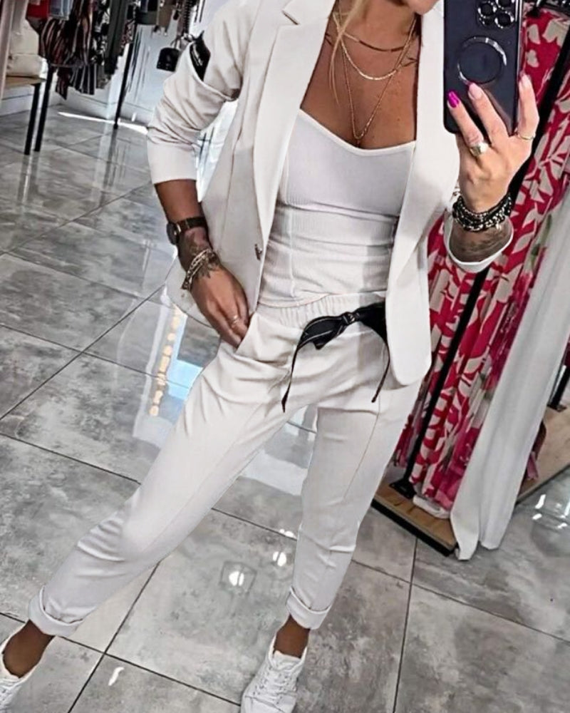 Polished Garment with an Effortless Classic Look