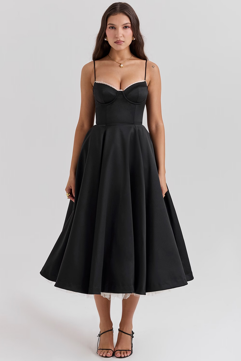 Polished Dress with an Effortless Classic Look