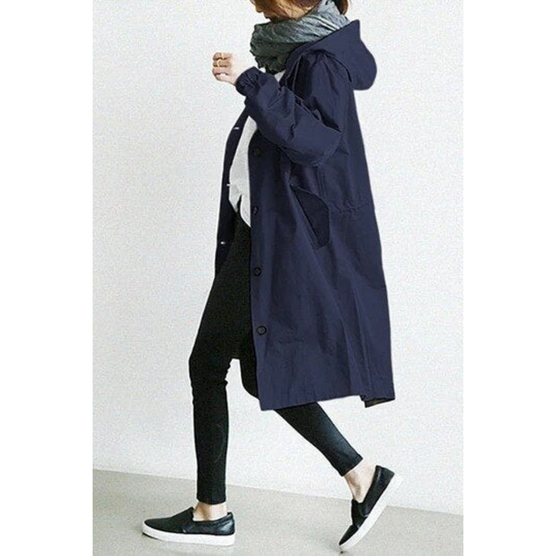 Gracefully Styled Coat for Any Occasion