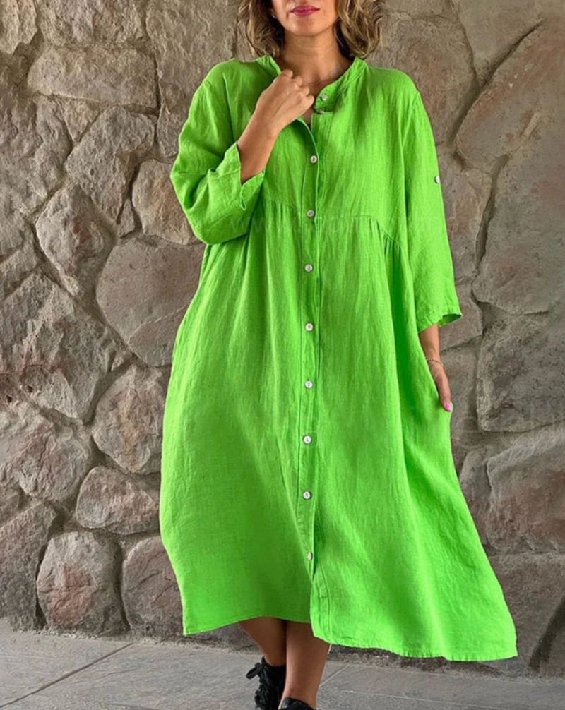 Sophisticated Dress with a Clean Classic Look