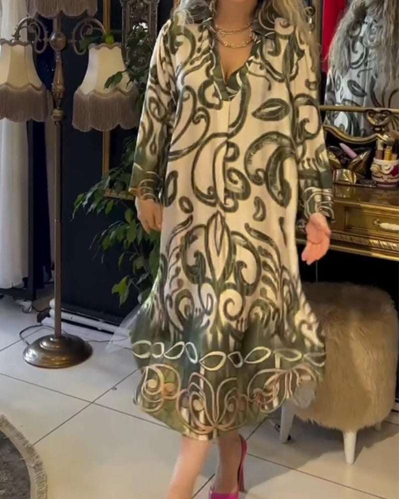 Classic Vintage Dress with a Flattering Fit