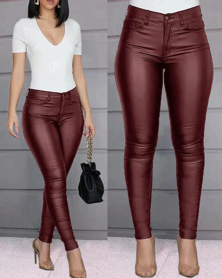 Effortlessly Elegant Trousers with a Timeless Design