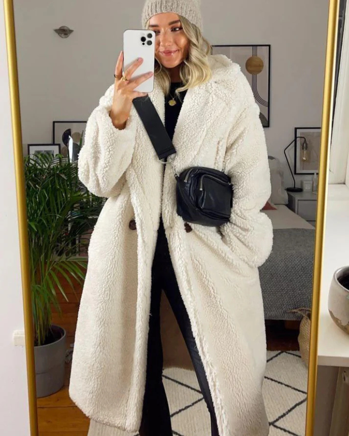 Classic Vintage Coat with a Flattering Fit