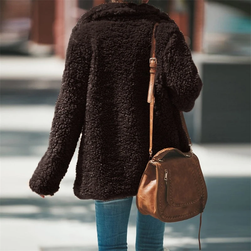 Gracefully Styled Garment for Any Occasion