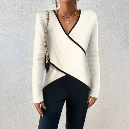 Effortlessly Elegant Sweater with a Timeless Design